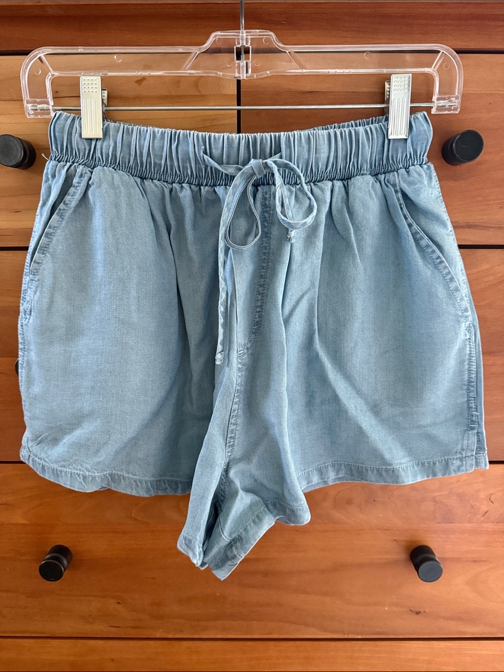 Double Zero Light Blue Drawstring Chambray Shorts Size S